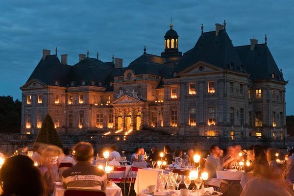 Vaux-le-Vicomte by Night: Golf Cart Gardens and a Three-Course Dinner