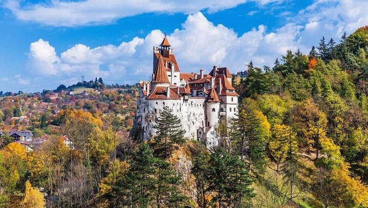 The Royal Summer House the Communists Took, and Two Screen Castles