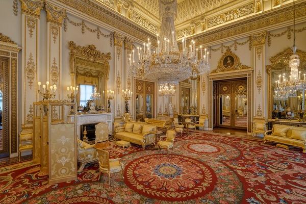 Buckingham State Rooms and the Guard, via Lancaster House