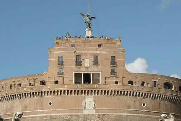 Mausoleum, Monument, Museum: Entry Plus the Audio Guide on Your Phone