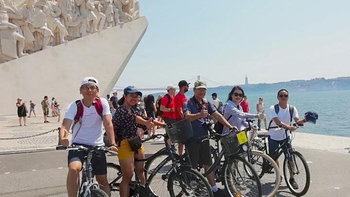 By Bike from Santa Apolónia to Belém, Four Hours, the Price Is the Rental
