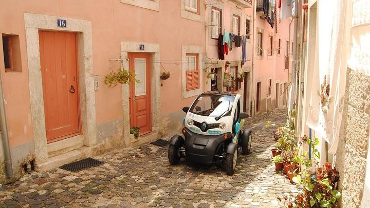You Drive the Twizy, the GPS Does the Talking, Alfama to Belém