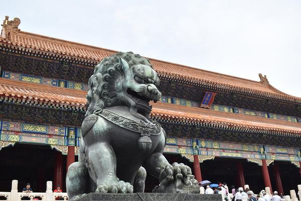 Nine Beasts on the Roof, 9,999½ Rooms, and Lions That Cannot Hear