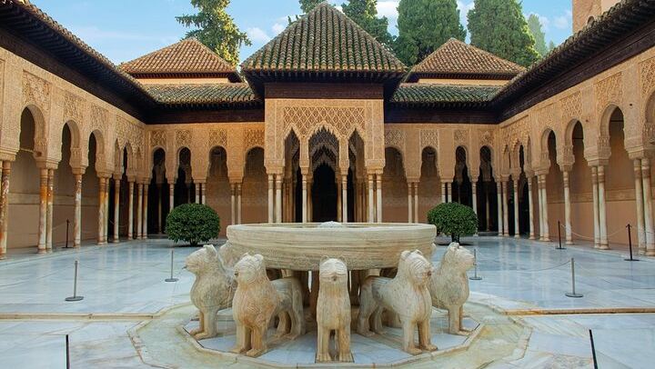 Alhambra Guided to the Kilns Where the Decoration Was Made