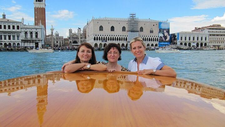 Four Private Hours, an Hour of It on a Boat Through the Minor Canals