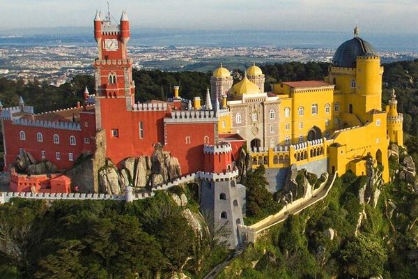 Sintra with the Detour to Penedo, the Village Off the Circuit