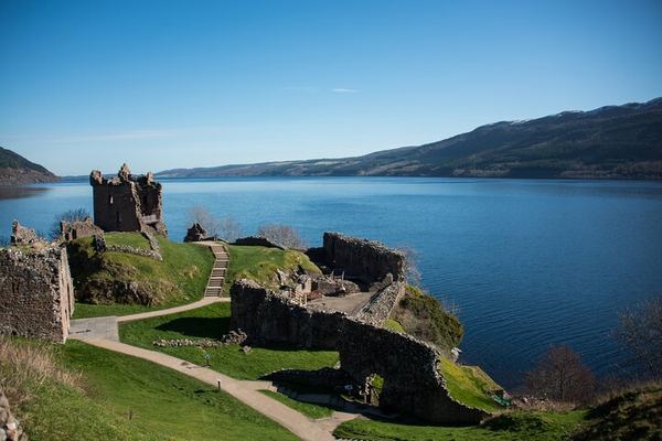 Loch Ness Cruise That Docks at the Urquhart Castle Jetty
