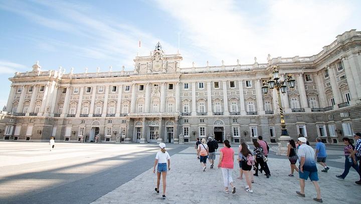 Royal Palace of Madrid and an Iberian Tasting on Calle Mayor