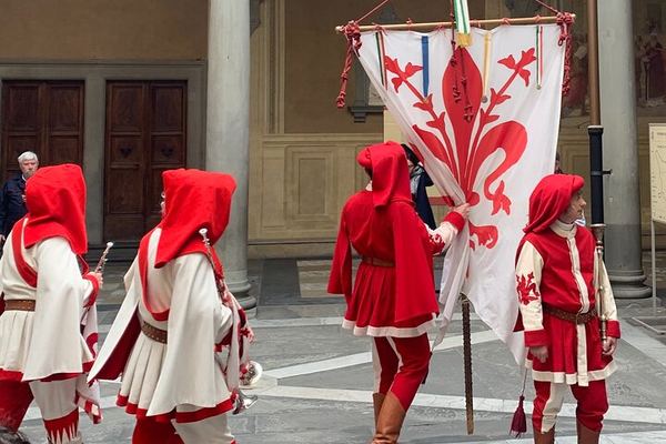 From the First Medici Residence to the Last, One Afternoon Departure