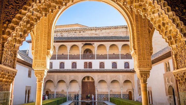 Private Alhambra with the Painted Vaults of the Sala de los Reyes