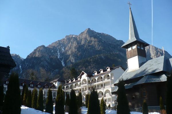 A Monastery With a Small Zoo, and a Gondola That Stops in Winter