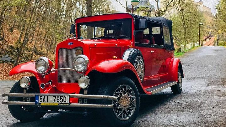 A Vintage Convertible There, and the Largest Gallery of Czech Rulers