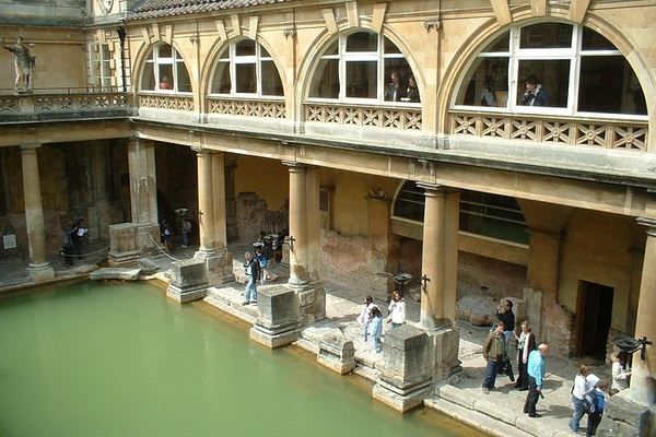 Windsor, Stonehenge and Bath Day Trip from London, in Spanish