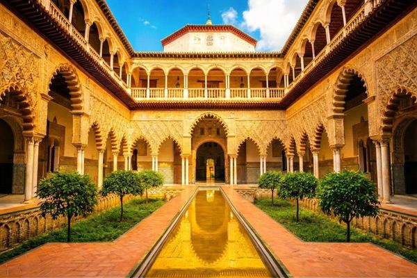 Royal Alcázar Guided, Ending in the Water Gardens of Dorne