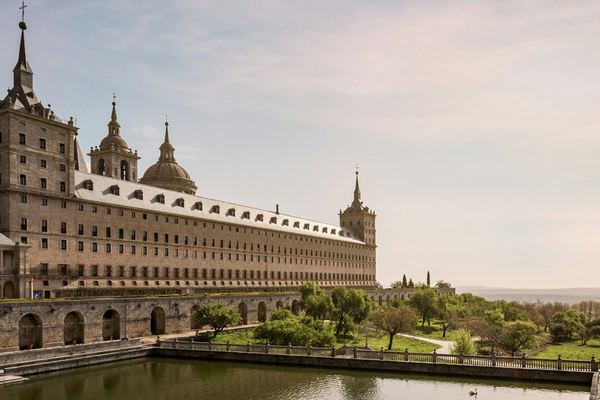 El Escorial Admission with a PDF Guide to Madrid's Royal Sites
