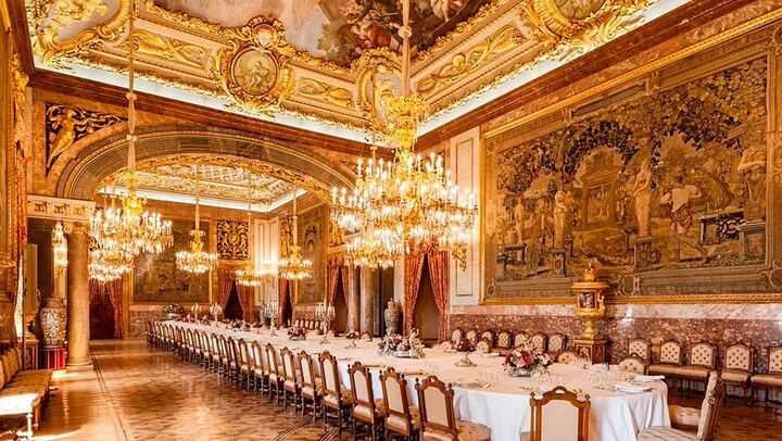 Royal Palace of Madrid, Twice the Floor Area of Versailles, Group of 15