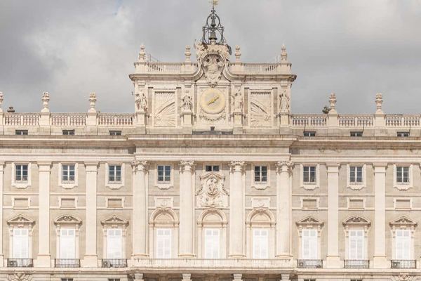 Royal Palace Madrid: the Porcelain Room and the Armour of Charles V