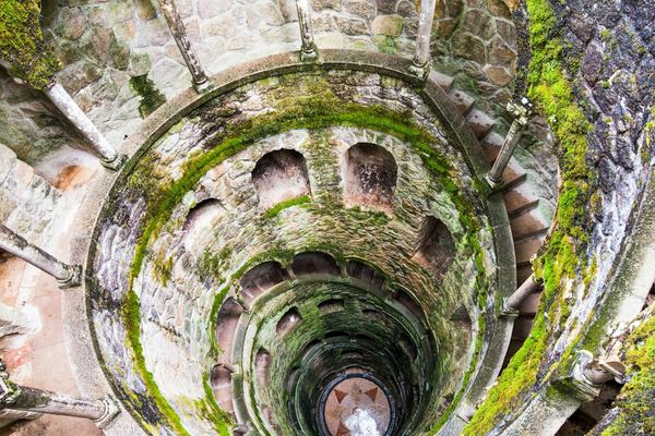 Four Stops from Lisbon in One Day: Sintra, Pena, Regaleira and Cascais