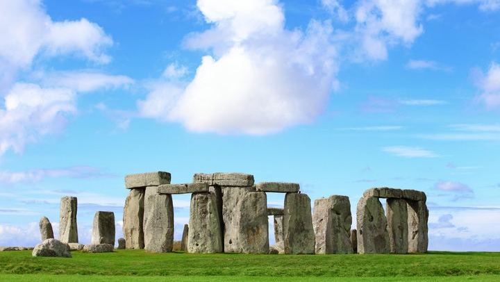 Windsor Castle, Stonehenge and Bath with Pump Room Water Tasting