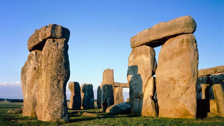 Private Car Tour to Windsor, Stonehenge and Oxford from London
