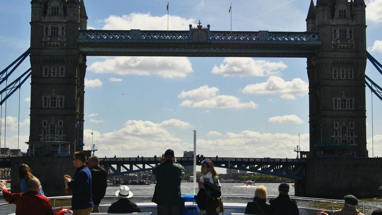 Thames Cruise from Westminster to the Tower of London