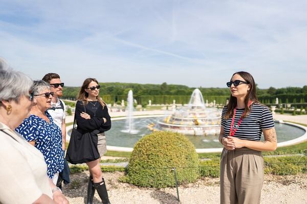 Versailles On-Site Guided Tour, with the Royal Bedchambers