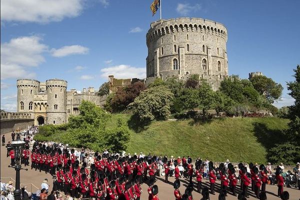 Windsor Castle, Stonehenge and Oxford: Guided Walk of the Colleges