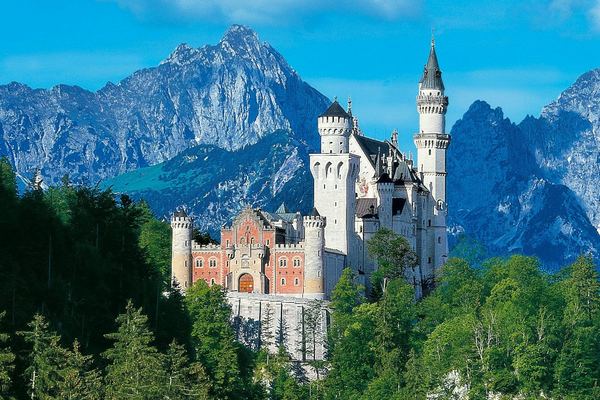 Two Castles, One UNESCO Listing, and a King with No Sense of Restraint