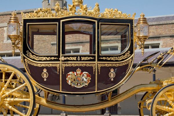 The Royal Mews: the Working Stables and the State Coaches
