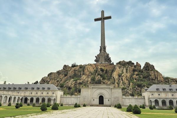 El Escorial Library and Basilica, Then the 152-Metre Cross