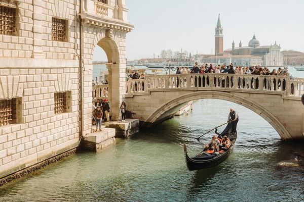 From the Rialto Fish Market to the Doge's Palace, Gondola of Five