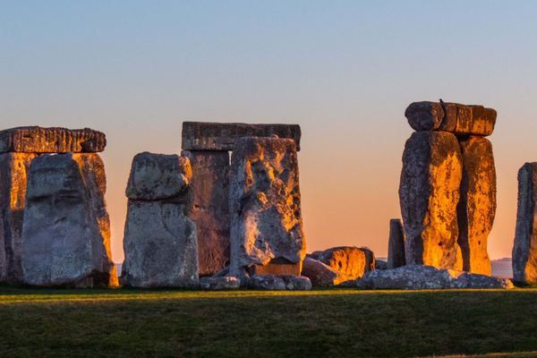 Windsor, Stonehenge and Bath with Queen Mary's Dolls' House