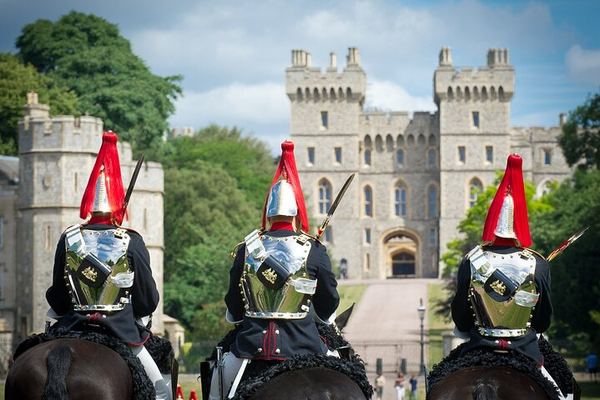 Windsor Castle, Stonehenge and Bath with Roman Baths and Bath Abbey