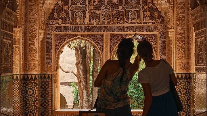 Last-Minute Alhambra: Alcazaba, Generalife and Charles V, No Queue